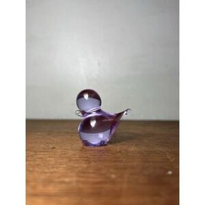 Small Art Glass Bird Neodymium Alexandrite Knick Knack Shelf Typesetter Konst 1"